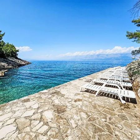 Apartman Octopus-3 By Interhome *