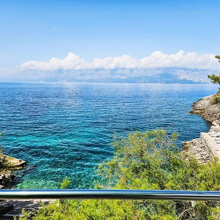 Apartment Octopus-3 By Interhome