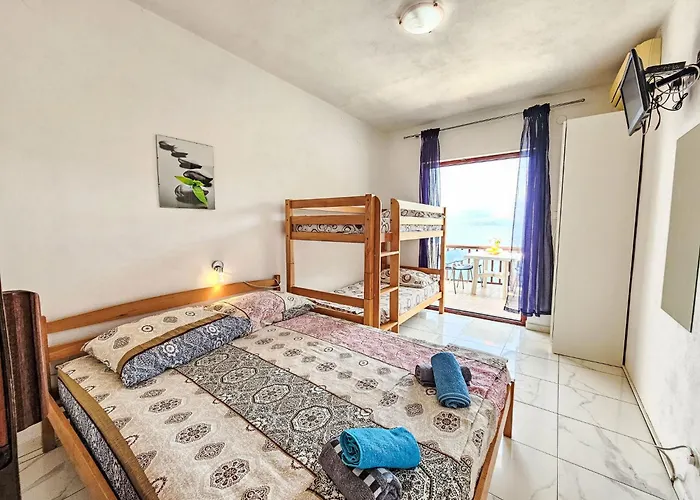 Lägenhet Octopus-3 By Interhome *