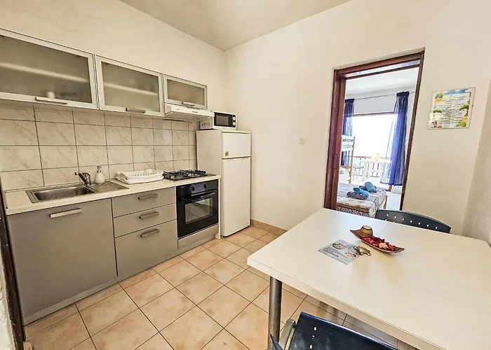 Octopus-3 By Interhome Lägenhet *